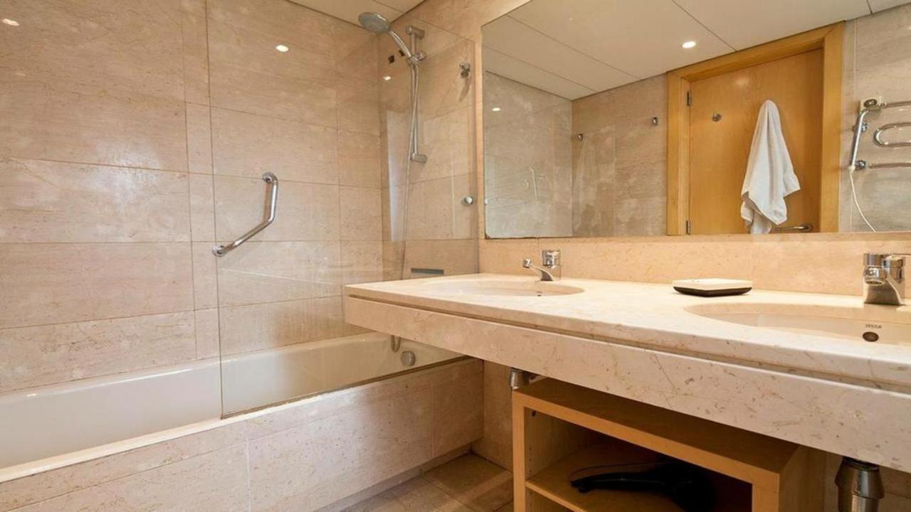 Spacious In With Outdoor Terrace Appartement Barcelone
